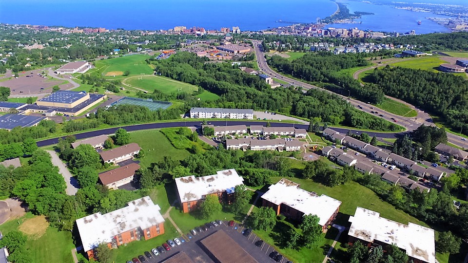 Photos Highland Village Apartments Duluth, MN